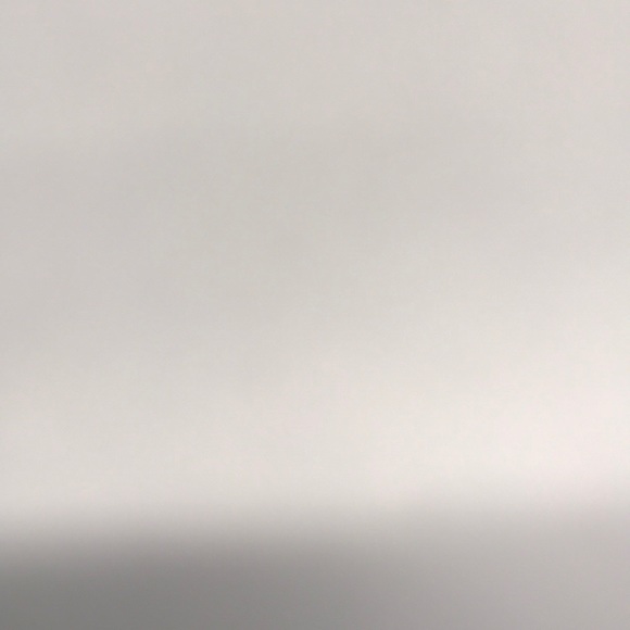 Listing g - Picture 2 of 8